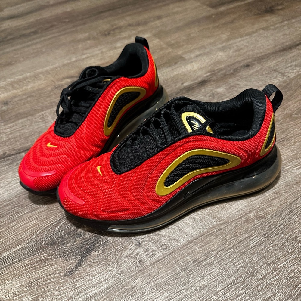 Nike Air Max 720 Red Gold